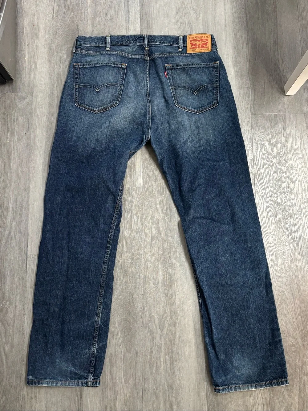Levi's 505 Men's Dark Blue Straight-Leg Jeans
